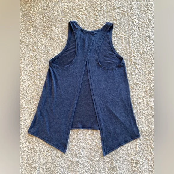 Gap: Tank Top - Picture 12 of 14